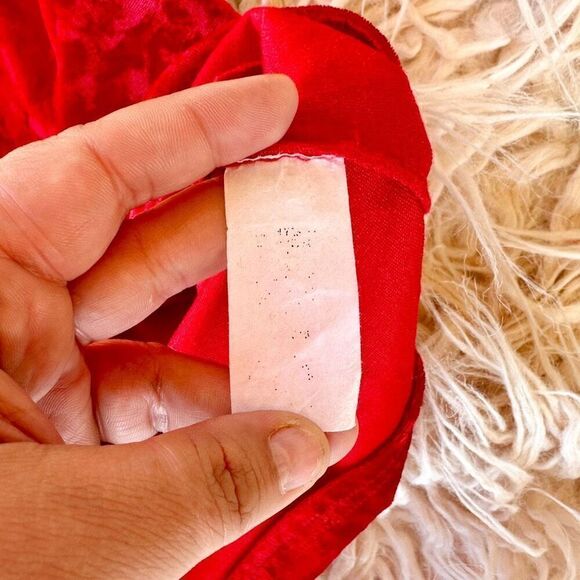 Red Velvet Tunic - Picture 3 of 4